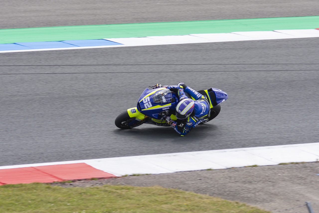 政府一直在 政府一直在